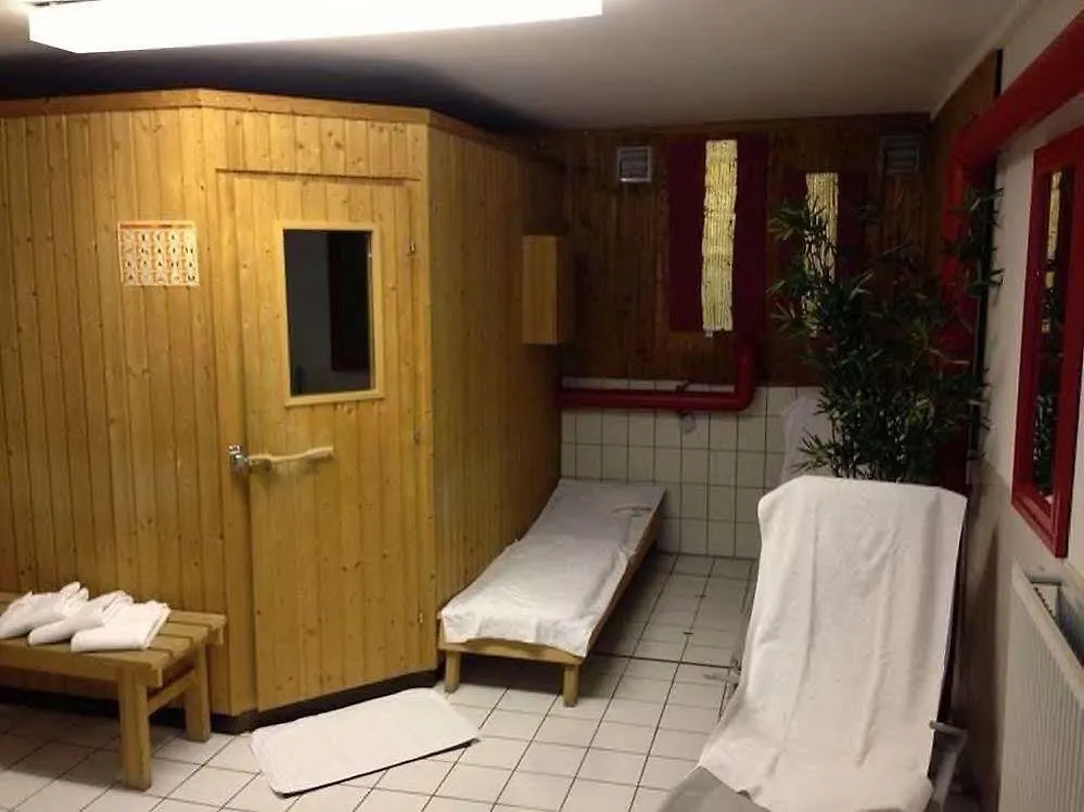 Hotel Lessing Дюссельдорф Германия