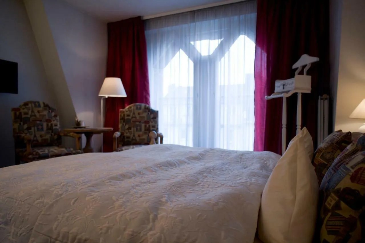 ****  Hotel Lessing Дюссельдорф Германия